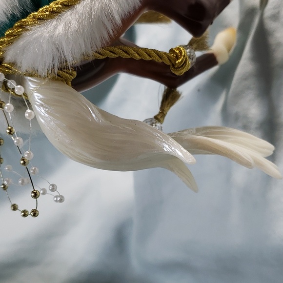 Breyer 2019 Holiday Horse Minstrel - Picture 8 of 16